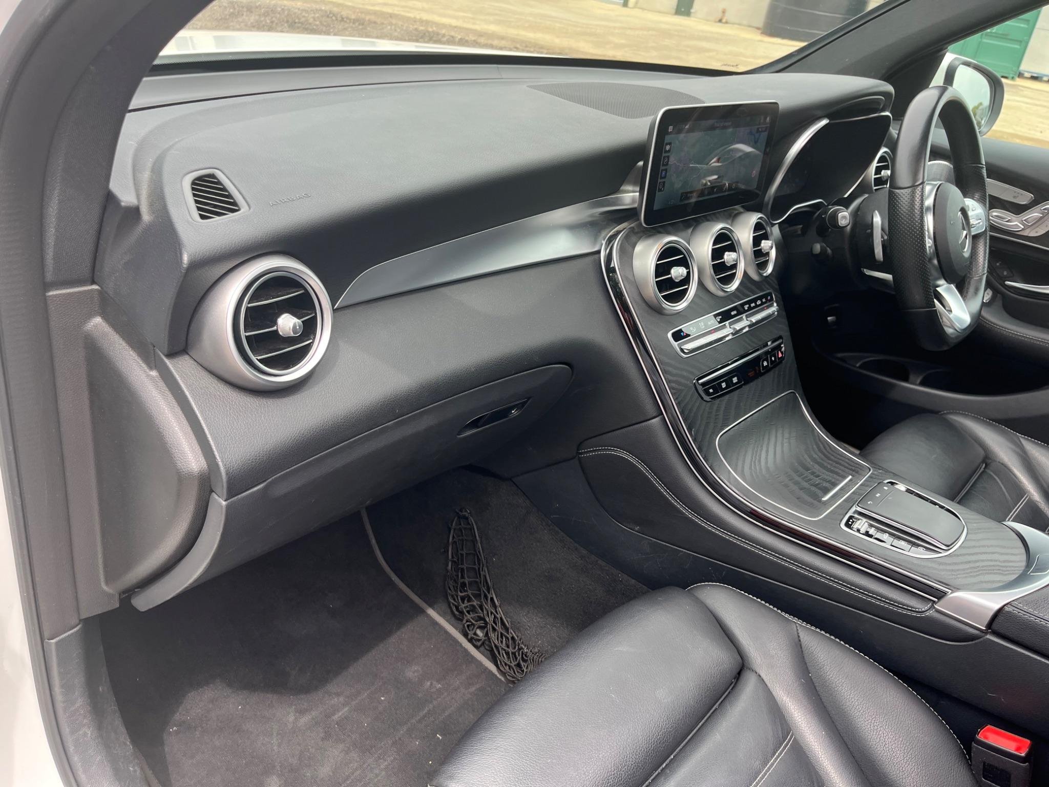 MERCEDES GLC300 AMG LINE ULTIMATE PRESENTS AN EXCEPTIONAL OWNERSHIP OPPORTUNITY. THIS FOUR WHEEL DRIVE,...
